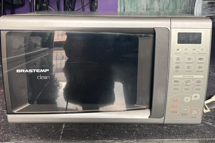 Microondas Brastemp Clean 20 litros