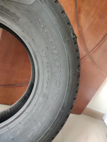 Pneu Pirelli Scorpions 265/75. R 16