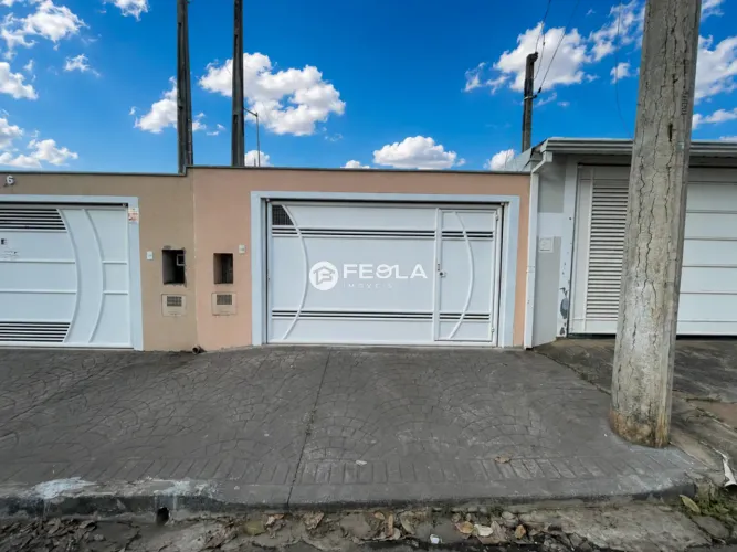 Casa para alugar em Santa Bárbara D'Oeste, Parque Planalto, com 3 quartos, com 90 m²