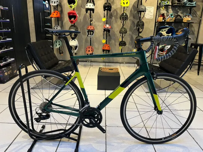 Speed carbono Cannondale SuperSix EVO 105 2020