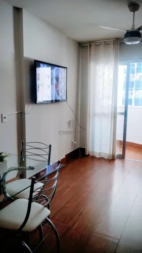 Apartamento na Praia da Areia Preta - Mobiliado, 70m², 1 quarto e 20m do mar.