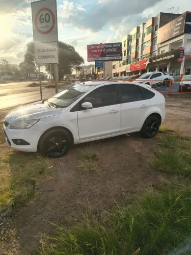 Ford Focus 1.6 S/se/se Plus Flex 8v/16v 5P 2013