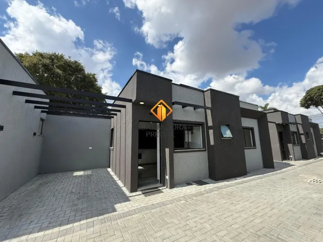 CASA SEMI-MOBILIADA HAUER