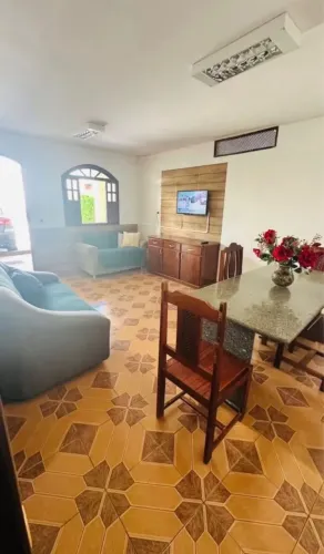 Casa mobiliada de 2/4 no bairro de Piatã 