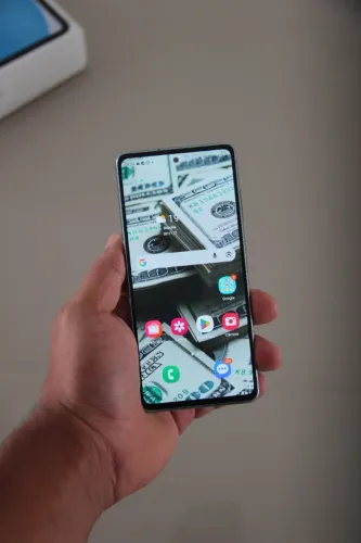 S20 FE 128GB SEMI NOVO
