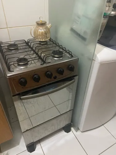 Vendo fogão 04 bocas