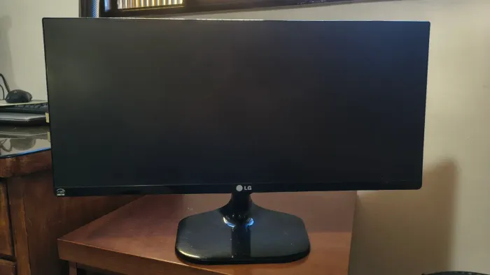 Monitor Lg25um65 (Tela Quebrada)