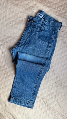 CALÇA JEANS TAMANHO 4