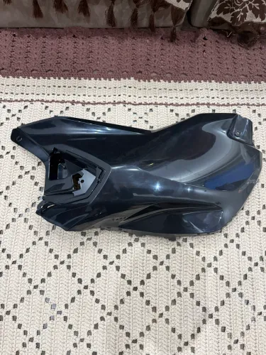 Assas laterais do tanto G310 GS 25/26