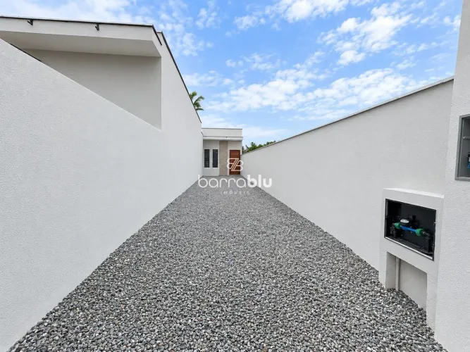 Casa com 2 dormitórios (1 suíte), 57,00m² no bairro Quinta dos Açorianos - Barra Velha/SC.