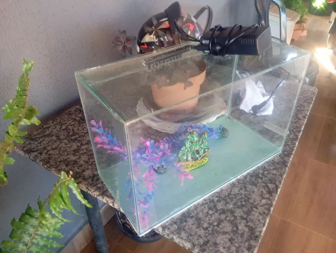 Aquário 28 Litros