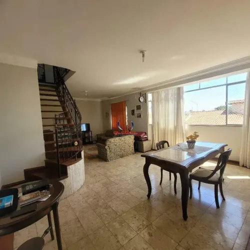 Cobertura à venda, 5 quartos, 1 suíte, 3 vagas, Ouro Preto - Belo Horizonte/MG
