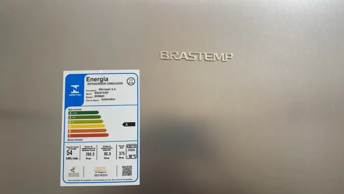 Geladeira, Refrigerador e Congelador Brastemp Inox, Semi-novo.
