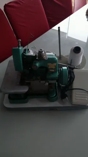 Overclock e máquina de costura Singer Bella 