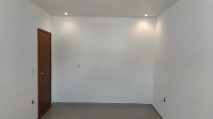 Alugo Casa Nova | 2 Quartos | Garagem |  Cidade Continental 