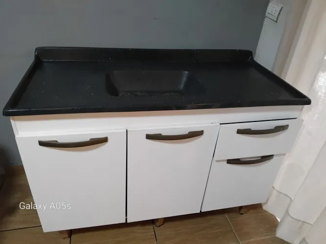 Armário de pia 
