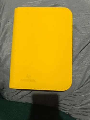 Pasta cartas colecionadores