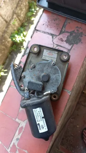 Vendo limpador de parabrisa do Chery QQ 2011 ao 2015