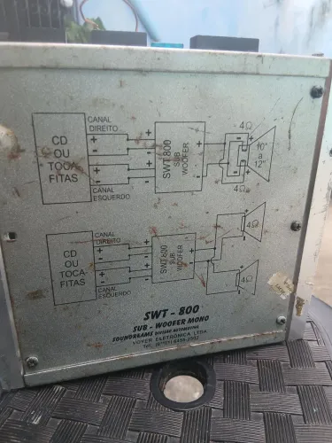 Força soundrean's TUBARÃO 800 P/ SOM AUTOMOTIVO VENDO VALOR 180R$ pra vender logo !!