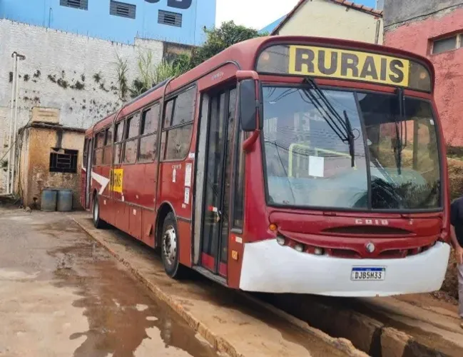 ? VENDO ÔNIBUS PREPARADO NR 31 ?