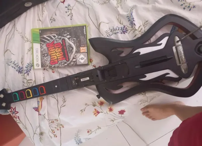 Guitarra guitar hero Xbox 360