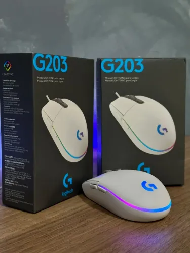 Mouse Gamer Logitech G203 Lightsync RGB Branco