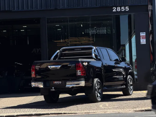 Toyota Hilux CD SRX 4X4 2.8 TDI 16V Diesel Aut. 2019