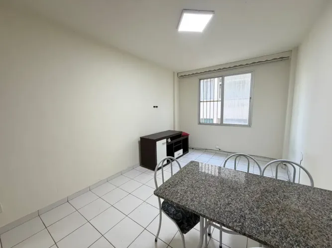 Imóvel para venda possui 46 metros quadrados com 1 quarto em Centro - Guarapari - ES