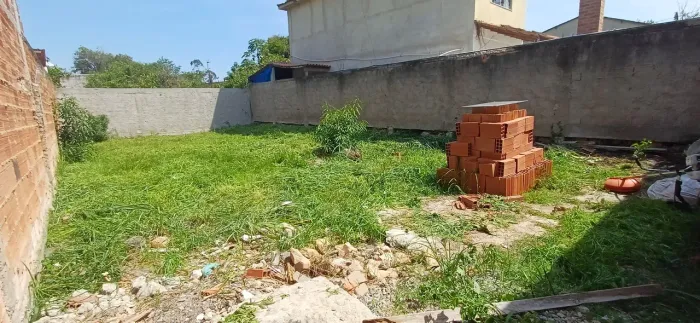 Terreno 9x18em Sepetiba Condomínio Fechado.