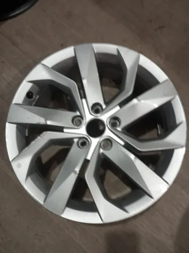 1 Roda Aro 18 Volkswagen Taos Comfortline Original