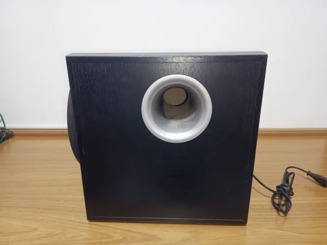 Subwoofer Ativo Yamaha YST-SW216 100w RMS - Impecável Grave Forte