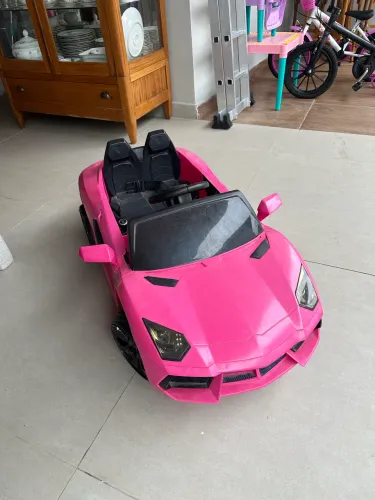 Carro elétrico infantil com controle