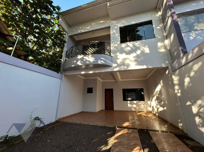 Sobrado com 3 dormitórios para alugar, 202 m² por R$ 3.600,00/mês - Tropical - Cascavel/PR