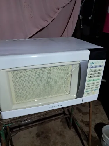 Micro-ondas Electrolux 31 litros