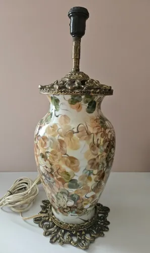 Base de Abajur - Porcelana pintada à mão