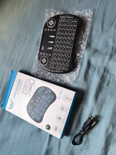Mini Teclado Com Touchpad