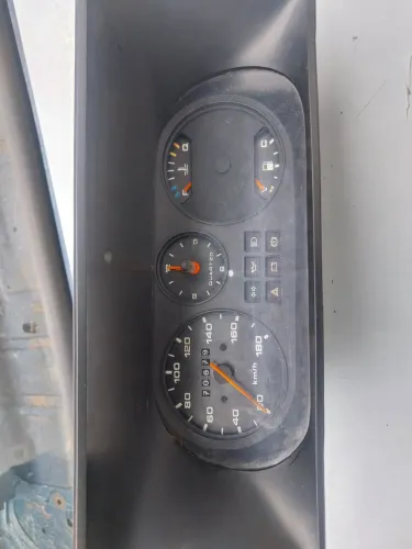 VENDO PAINEL DE INSTRUMENTOS DO CHEVETTE 86