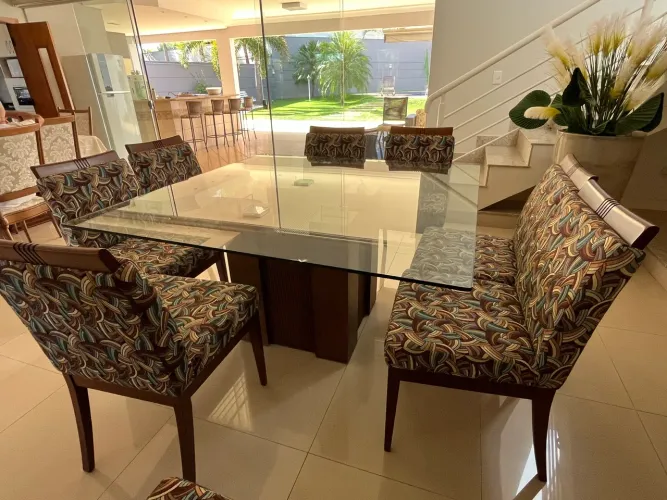 Vendo Mesa de vidro quadrada 8 lugares