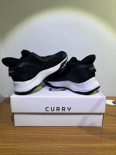Under Armour Curry 3Z7 - Nº41