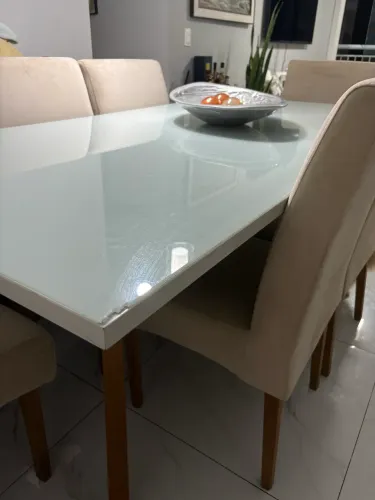 MESA E CADEIRAS