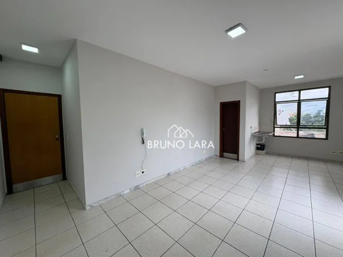 Sala comercial para locação no centro de Betim/MG