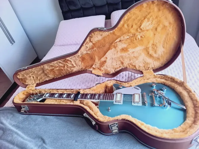 Guitarra Gretsch G5230T 140TH Double Platinum Jet Com Bigsby cor Pearl Platinum