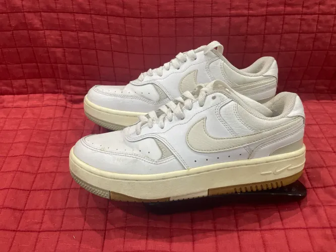 Tênis Nike 37