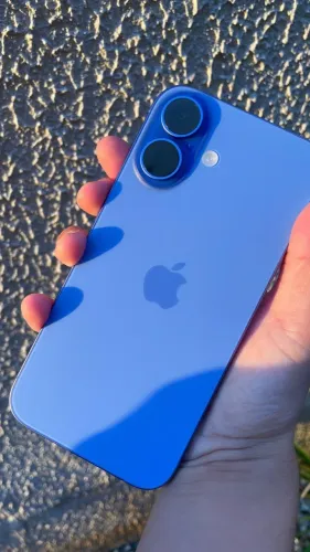 iPhone 16 Azul- Novo