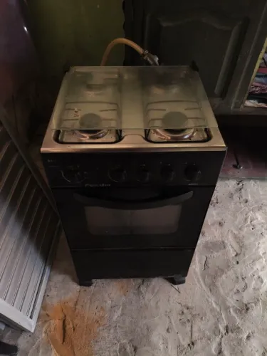 Vende-se fogão quatro bocas