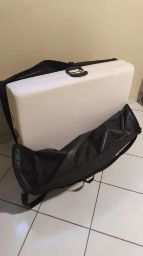 Maca portátil com capa