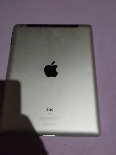 iPad 3° Gen (Para retirada de peças)