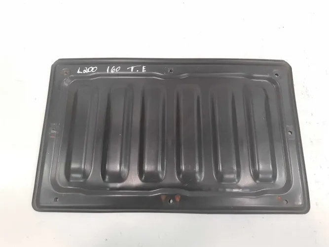 Protetor Caçamba Esquerdo Mitsubishi L200 1999 2000 Á 2006