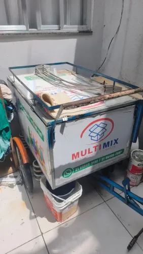 Triciclo de Carga com Baú - Para Entregas, Comércio e Transporte