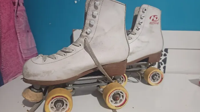 2 Patins usados pelo preço de 1